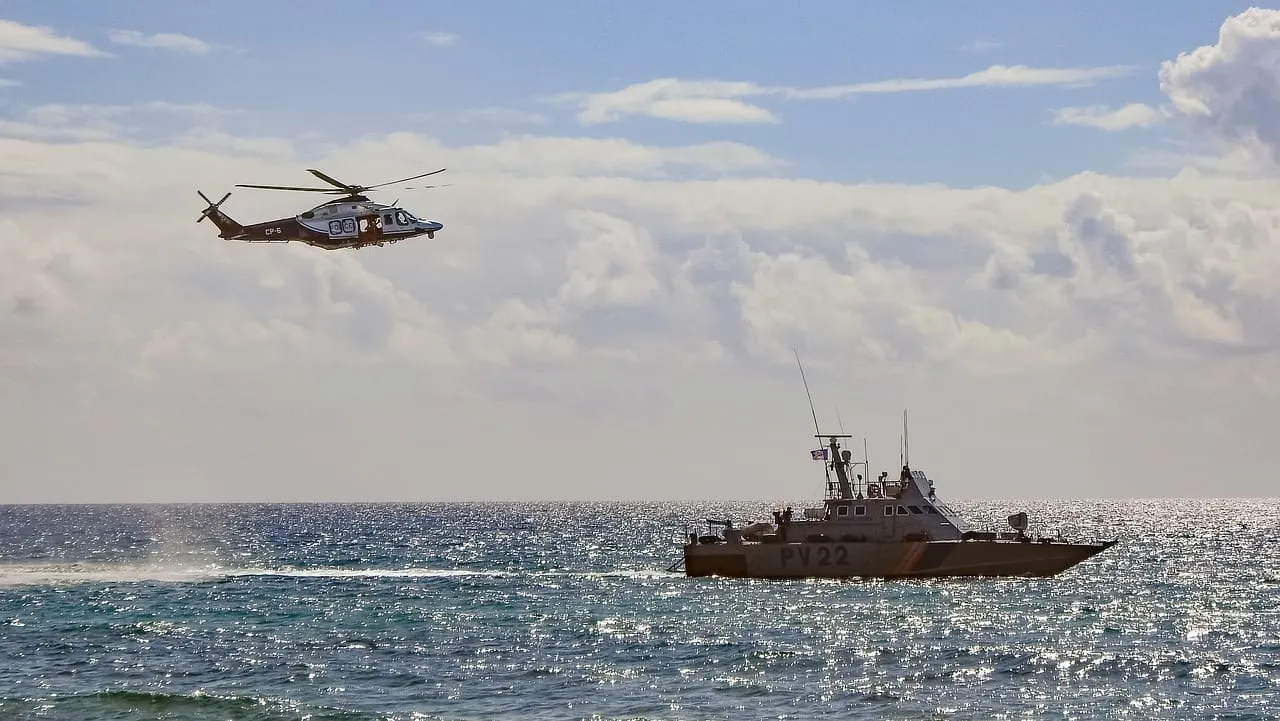 Tres personas muertas fueron sacadas del agua frente a Cape Ann, se suspende la búsqueda de la cuarta persona