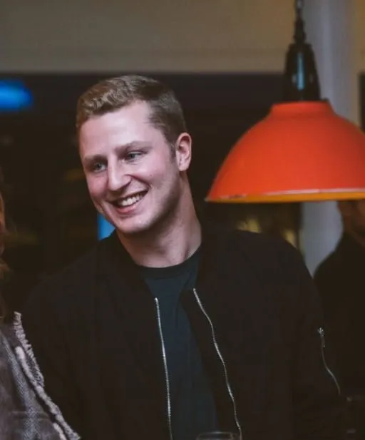 Foto. Andrew Baker, Linkedn