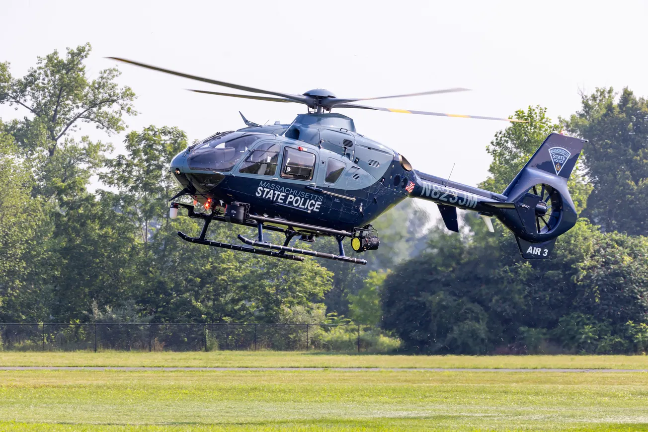 La gobernadora Healey visitó Western Mass tras las inundaciones