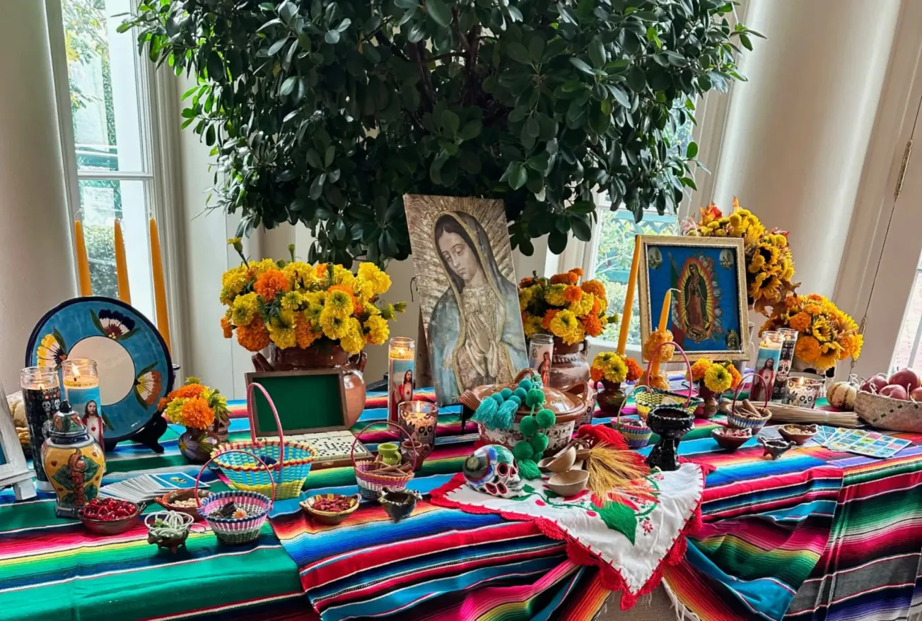 La Casa Blanca conmemoró el Día de los Muertos junto a la comunidad latina este martes 31 de octubre. Foto de El Tiempo Latin