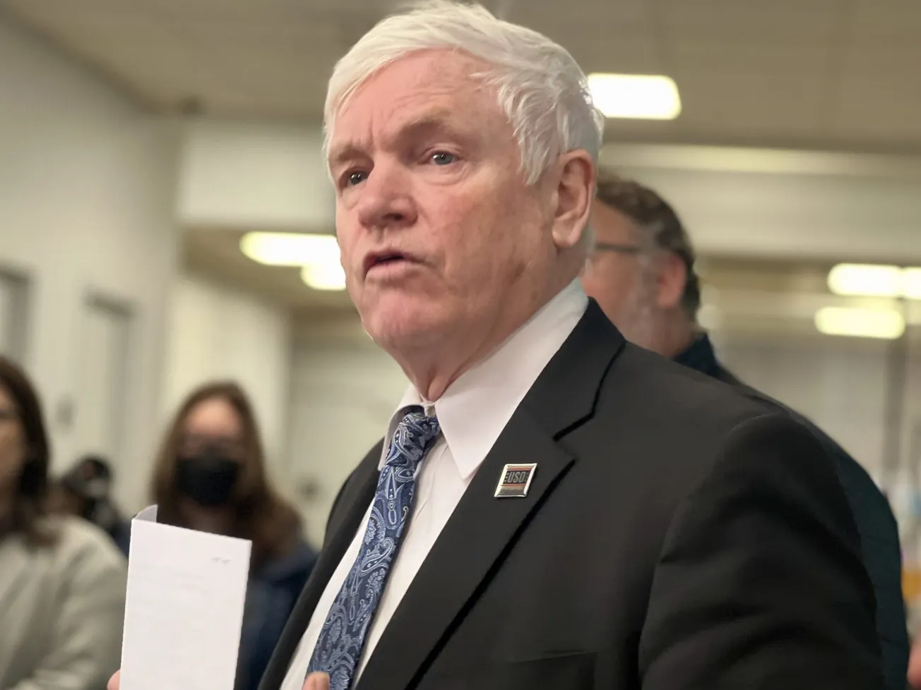 Según los datos estatales hasta el 28 de noviembre habían 7,489 familias en refugios de emergencia, incluyendo hoteles y mote