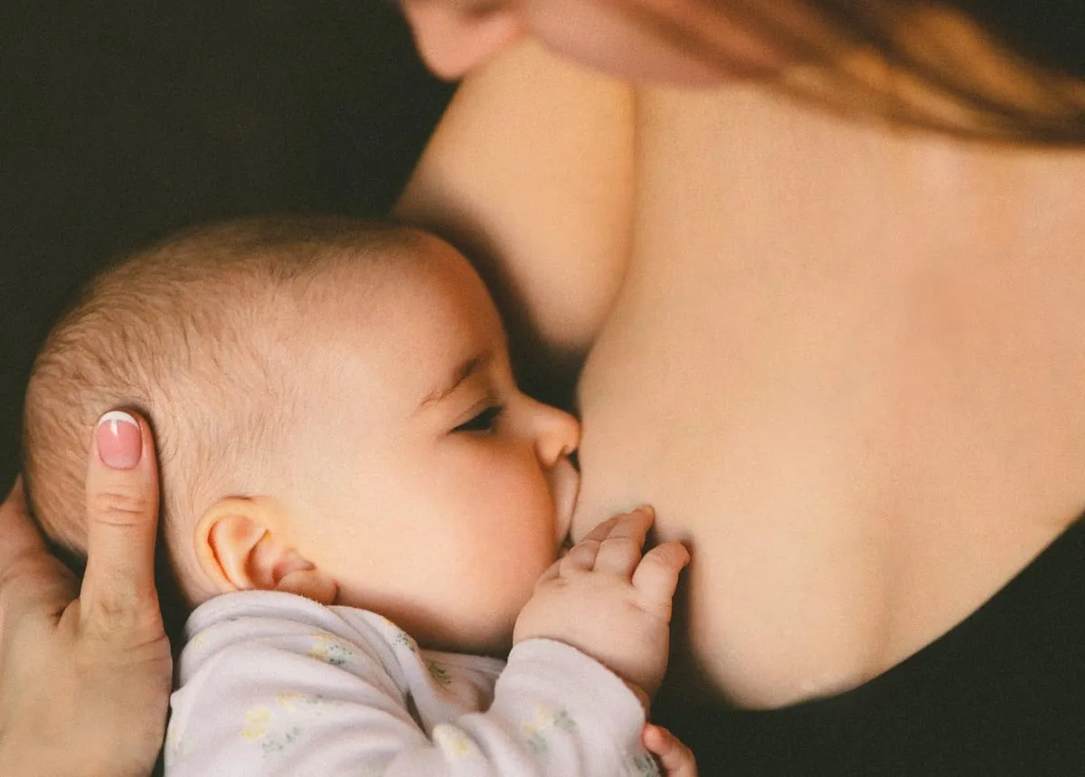 ¿Sabías que un bebé amamantado está menos propenso a enfermarse?