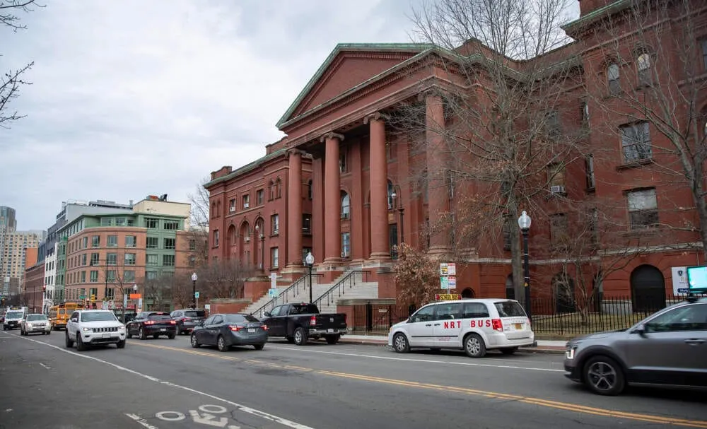 Refugios temporales en Massachusetts, vistos a través de los ojos de una familia