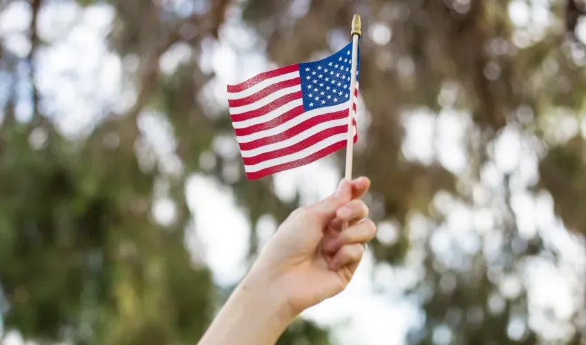 Aumenta la tarifa para la ciudadanía estadounidense. ¿Cuánto costará ahora?