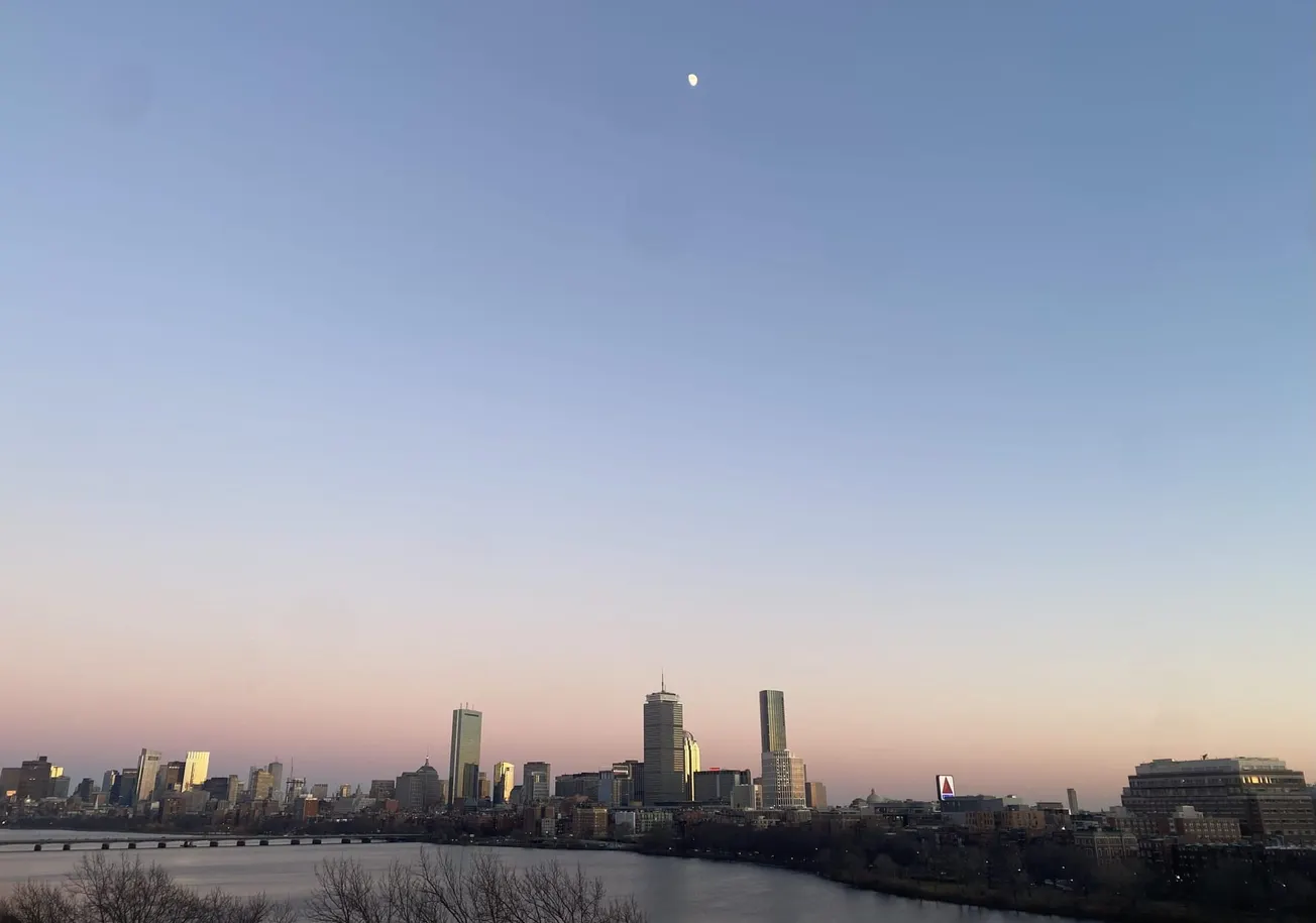 Cuentos de Rubén: Tocar la puerta no es entrar, pero no hay peor diligencia que la que no se hace