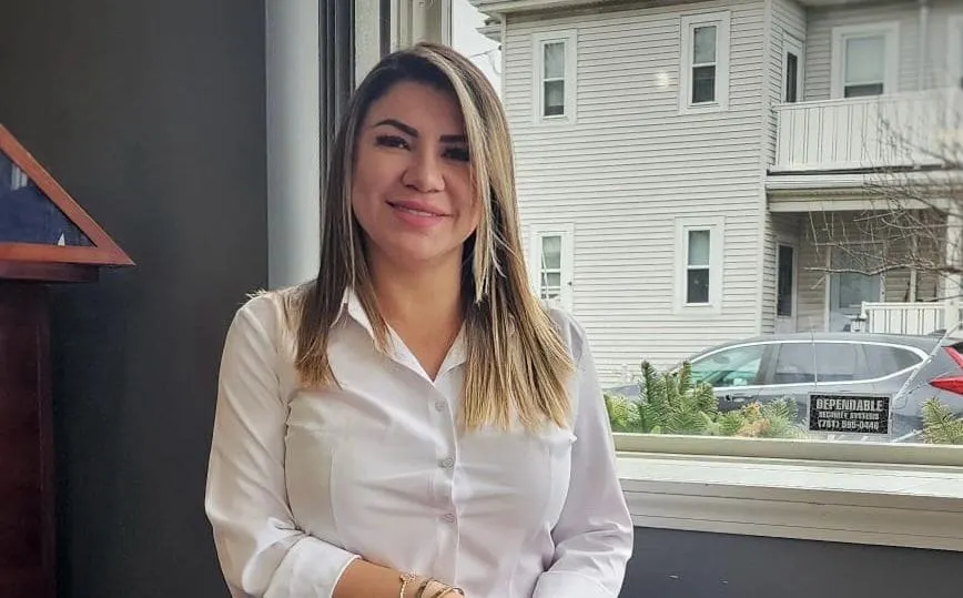 Liliana Monroy es la primera latina en la Comisión de Licencias de Revere