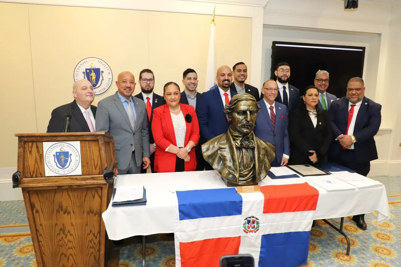 Realizan homenaje a Juan Pablo Duarte en la Cámara de Representantes de Massachusetts