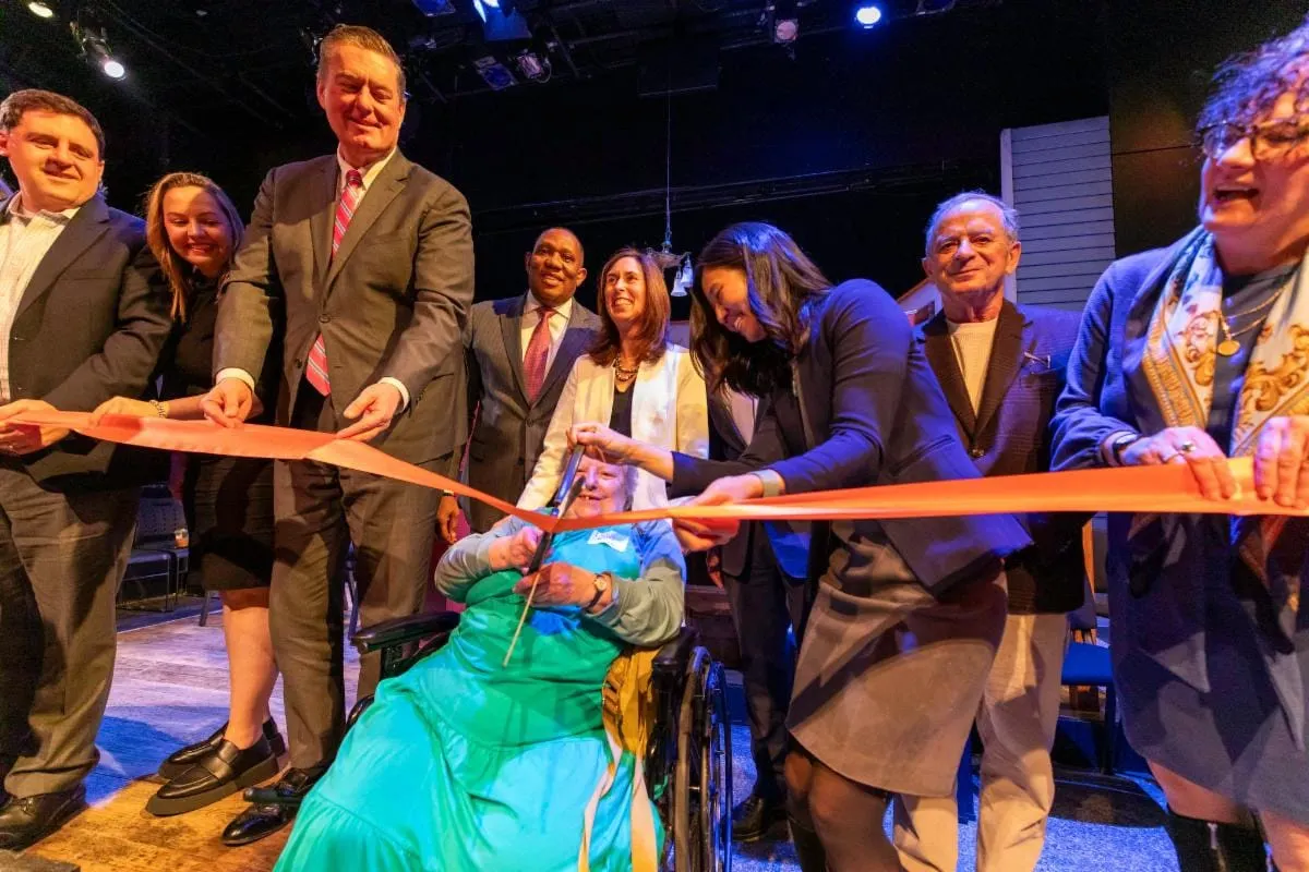 Inaugurado complejo de viviendas asequibles en el histórico edificio de la YWCA de Boston