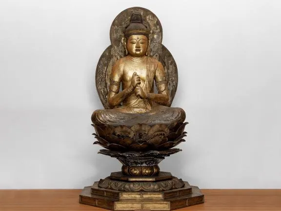 Conéctate con la tradición en la sala del templo budista japonés del MFA