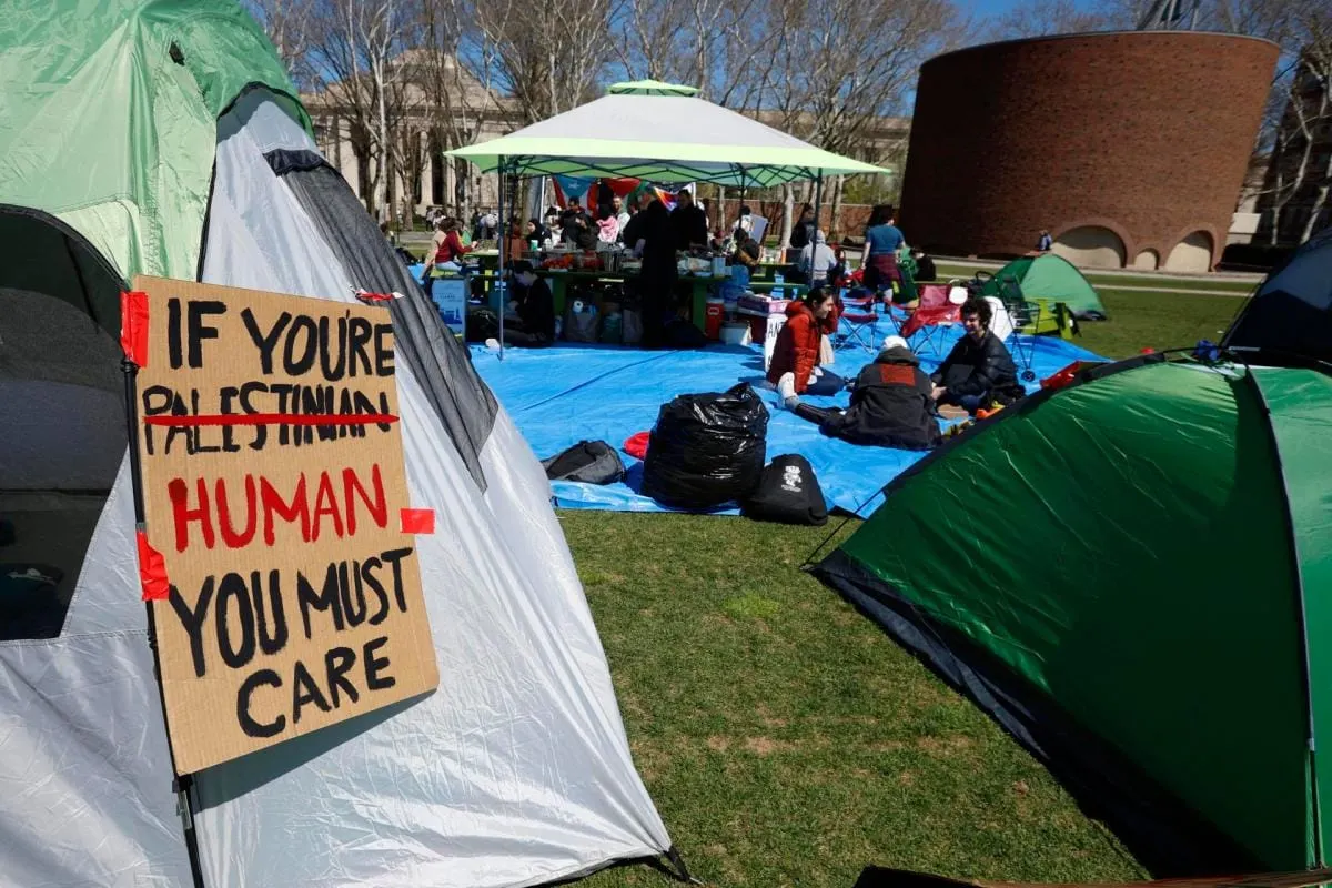 Más de 560 personas han sido arrestadas en 10 universidades de EE.UU por protestas propalestinas