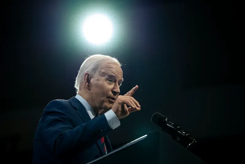 Administración Biden prepara nueva norma para rechazar solicitudes de asilo