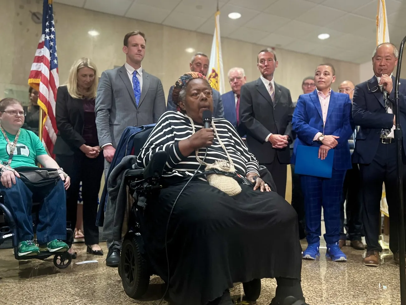 La MBTA anunció $67 millones para mejorar la accesibilidad a personas discapacitadas en estaciones de la Línea Verde