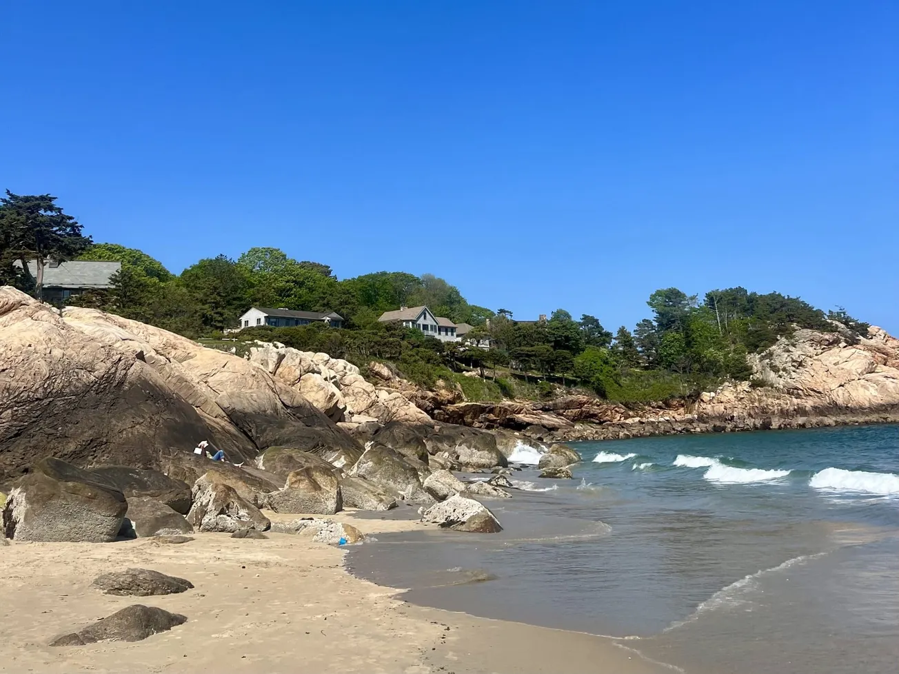 Recomendaciones y prevenciones por los altos niveles de bacterias en las playas de Massachusetts