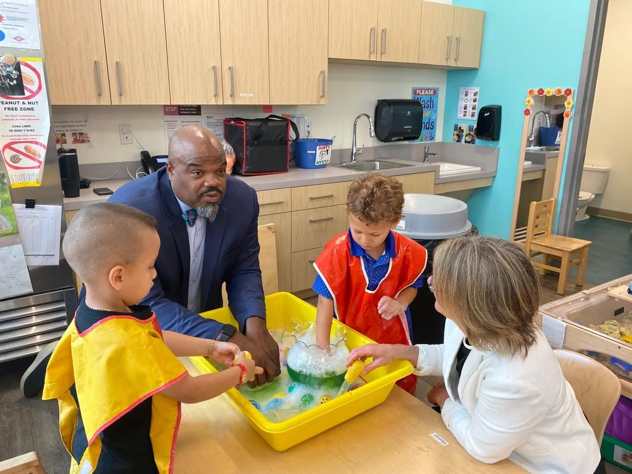 ¿Mejorarán las instalaciones educativas en comunidades de bajos ingresos de Massachusetts?