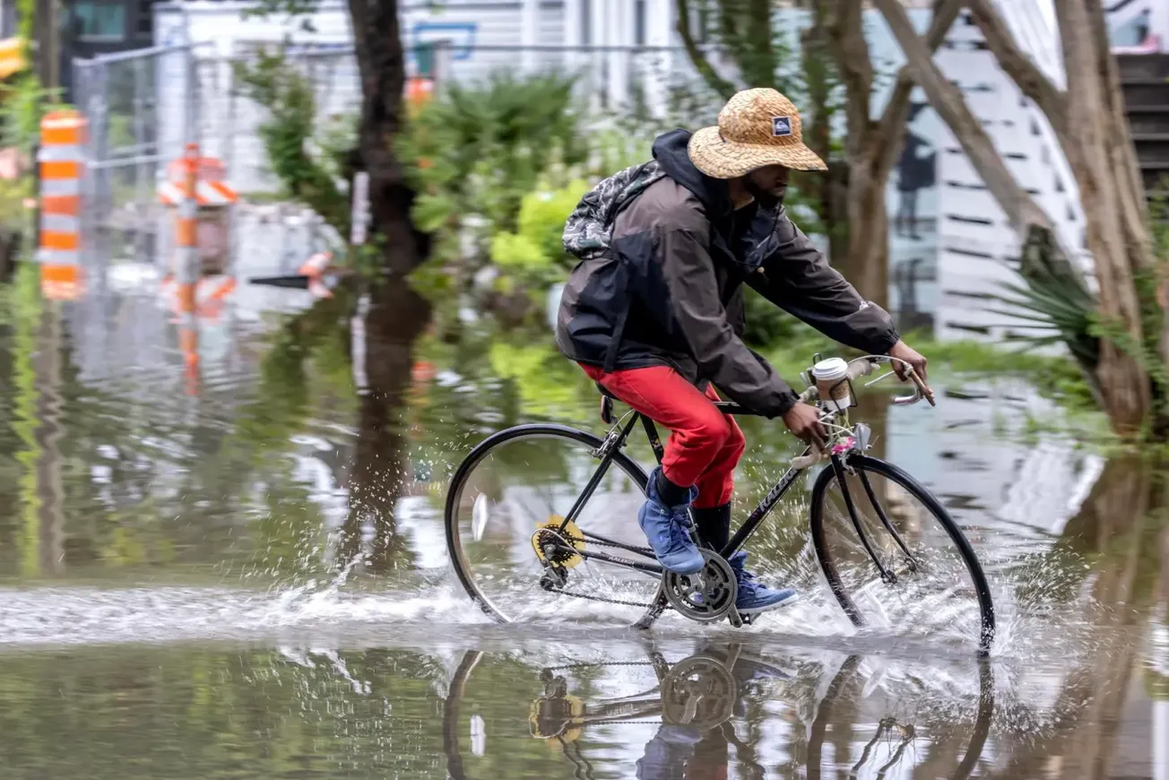 Tormenta tropical Debby amenaza a Nueva Inglaterra y Nueva York con inundaciones y precipitaciones