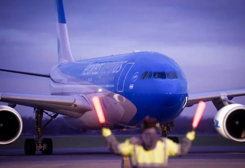 Más de 1.500 vuelos en EEUU fueron cancelados tras la amenaza de la tormenta tropical Debby