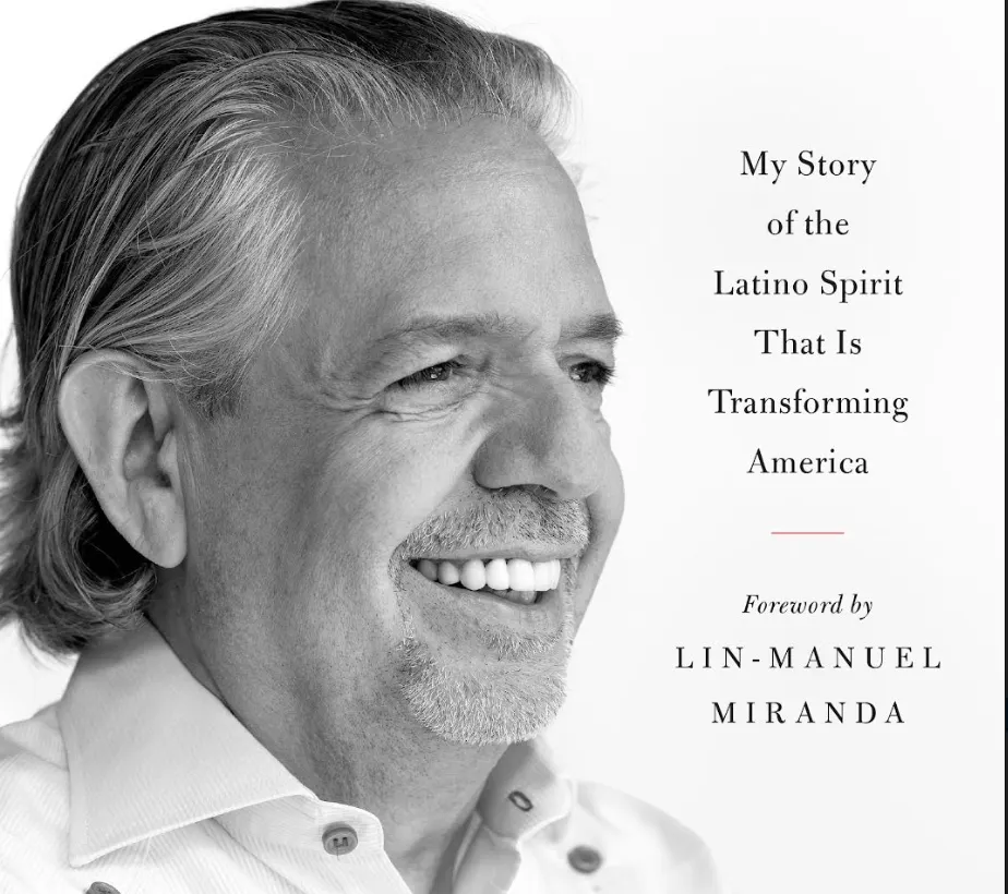 Escritor Puertorriqueño presentará en Boston su libro que destaca cómo los votantes latinos influirán en las elecciones de 2024