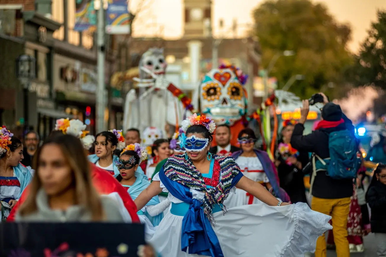 Chelsea celebra el Día de los Muertos