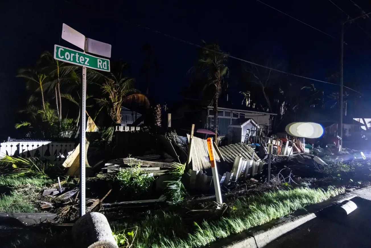 Milton causa estragos: 3 millones de hogares en Florida están sin electricidad