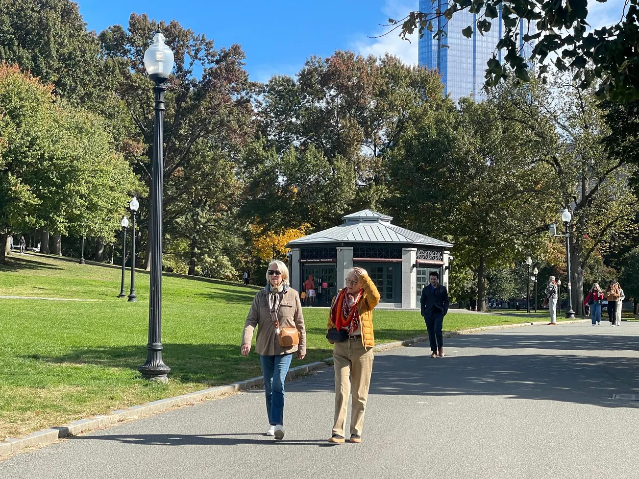 Clima soleado, se esperan temperaturas máximas cercanas a los 80 ºF