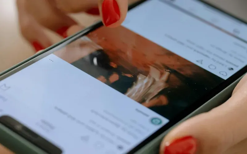 La policía advierte sobre delitos financieros tras una serie de robos de teléfonos celulares