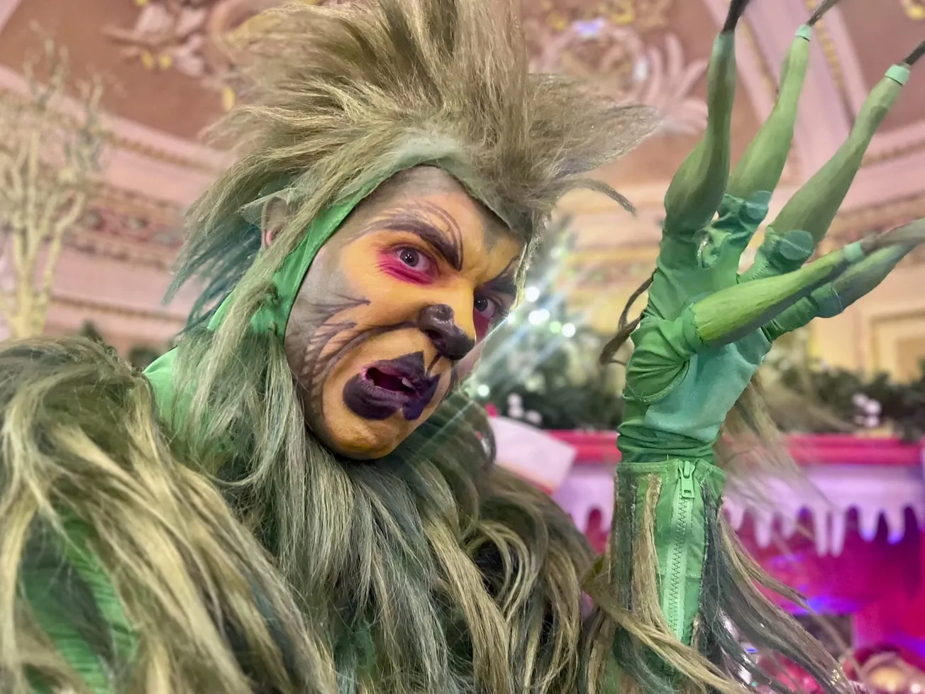 El Grinch nos cuenta cómo le terminó gustando la Navidad