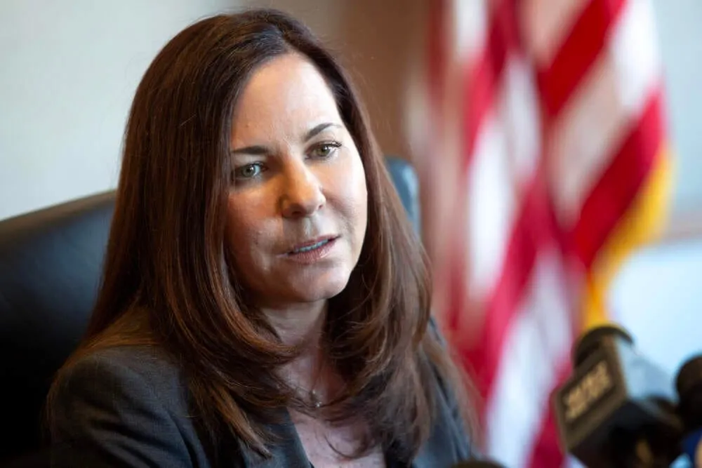 «No estamos apuntando a nadie»: Foley dice que hará cumplir la ley de inmigración pero no se enfocará en funcionarios locales