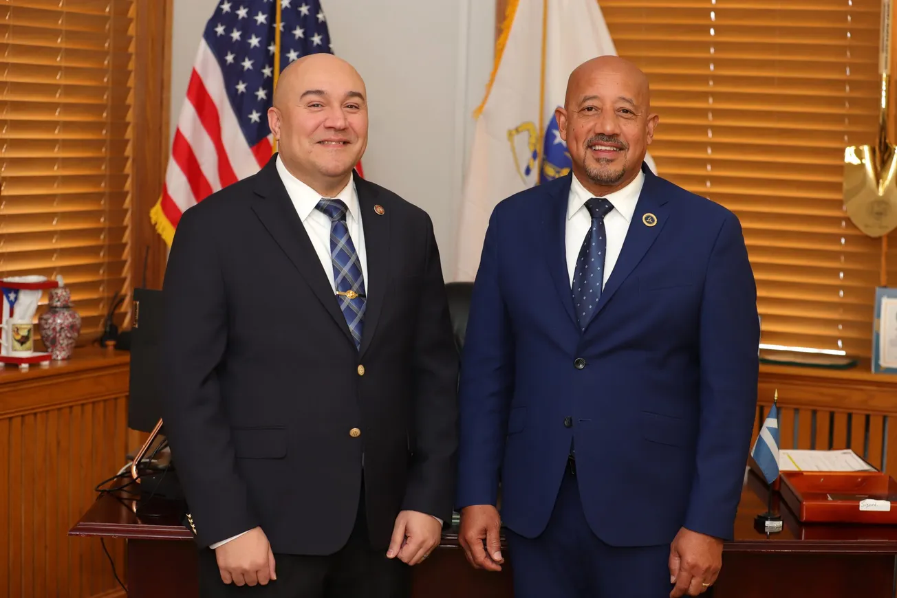 Lawrence nombra nuevo director de Servicios para Veteranos de la Ciudad