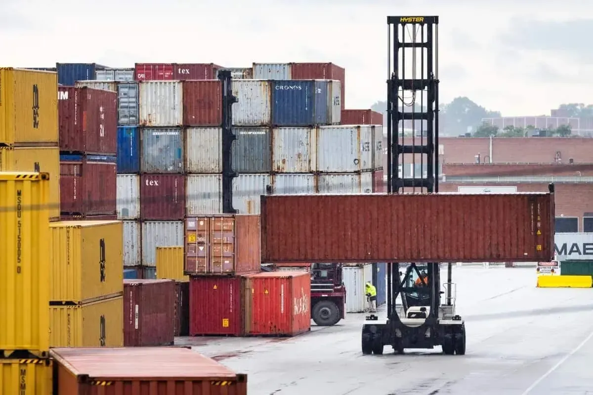 Productos chinos que podrían “desaparecer” luego del incremento de aranceles de importación