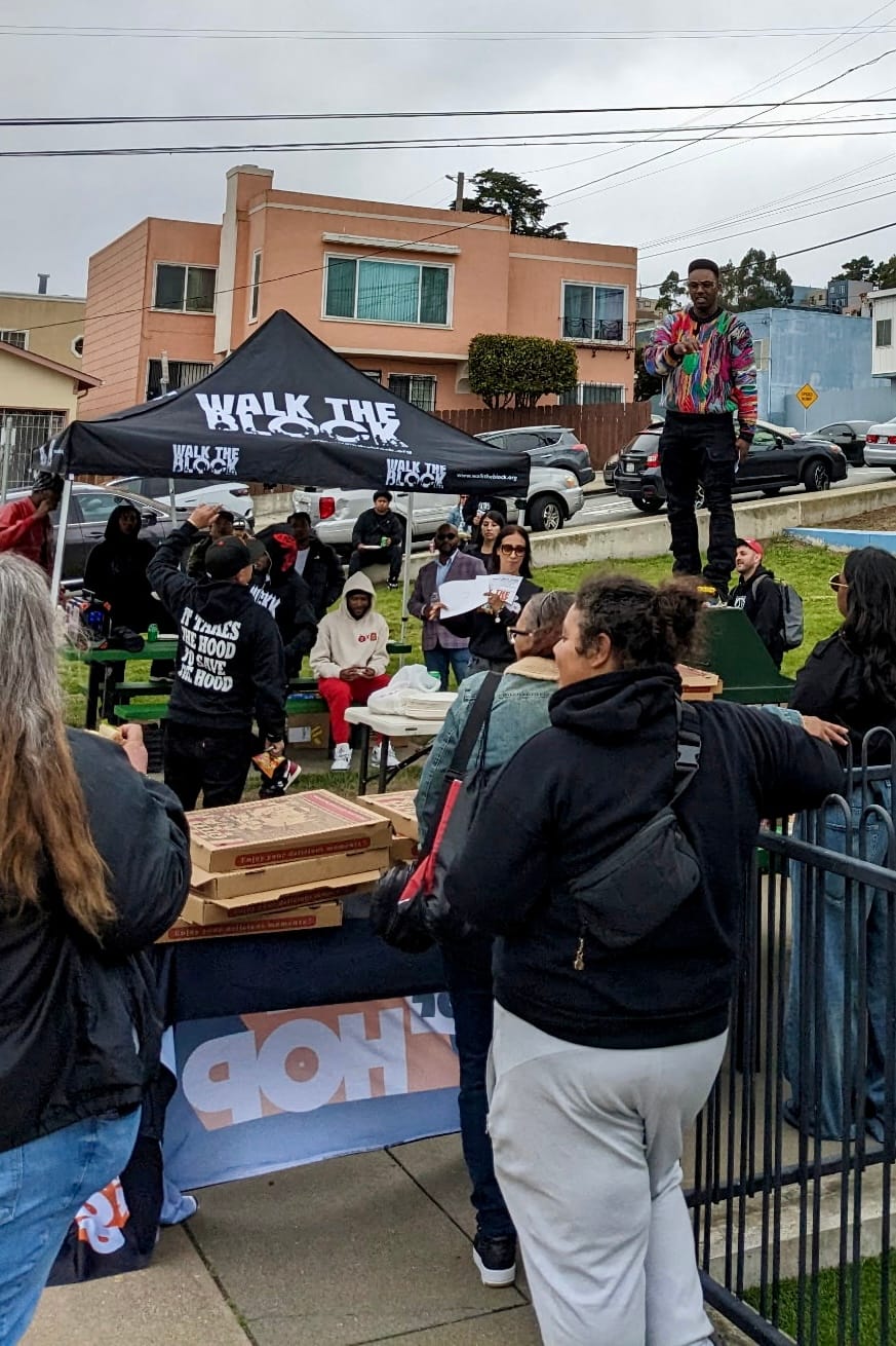 Donald Andrews speaks to the crowd at the Walk The Block Lakeview event in Ocean View Park. | Anthony Myers/Ingleside Light