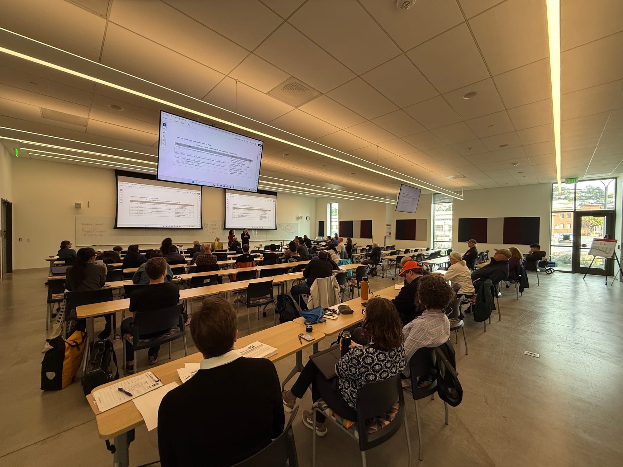 Meeting with participants.