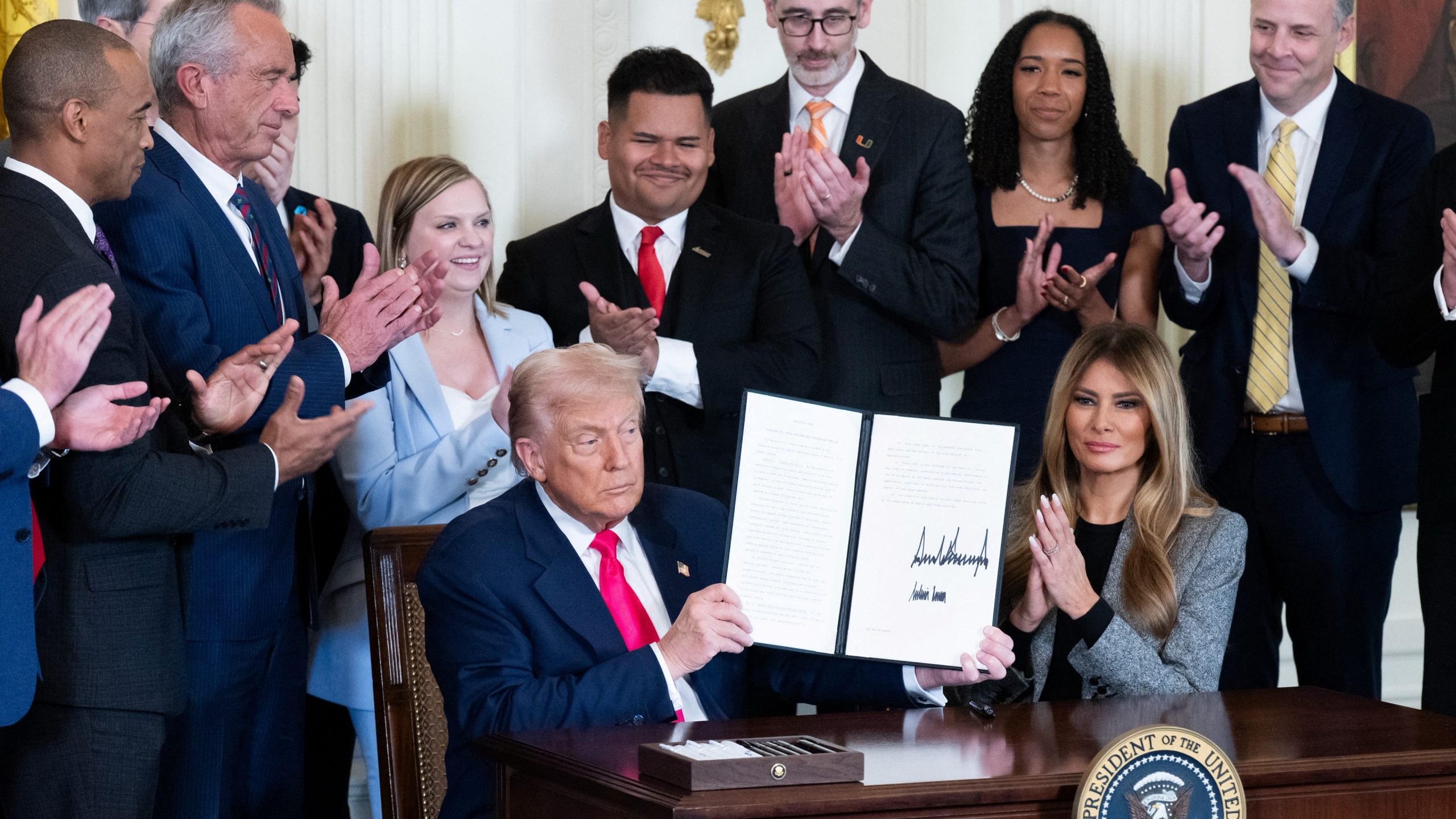 US Government Shutdown Ends After 43 Days