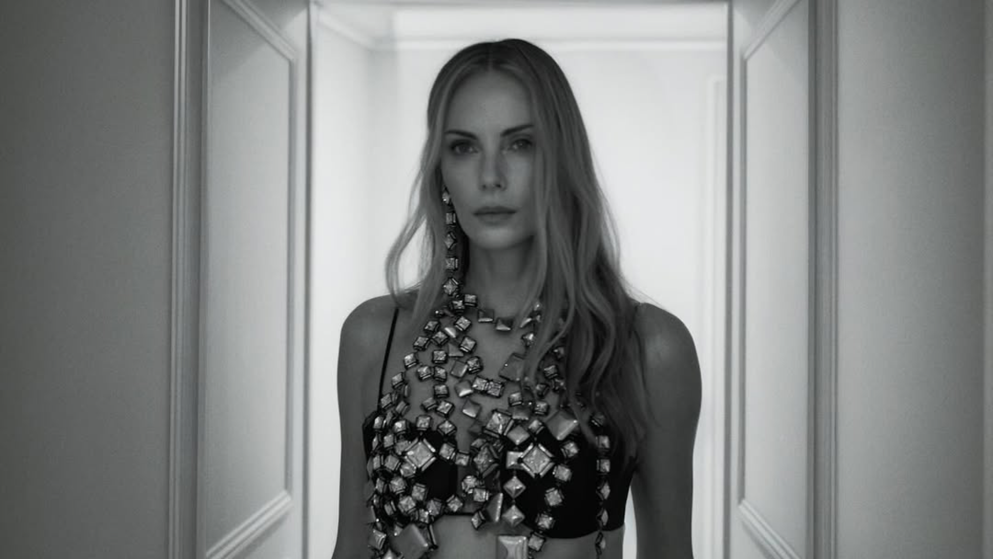 Charlize Theron Recalls Night Her Mother Shot Father