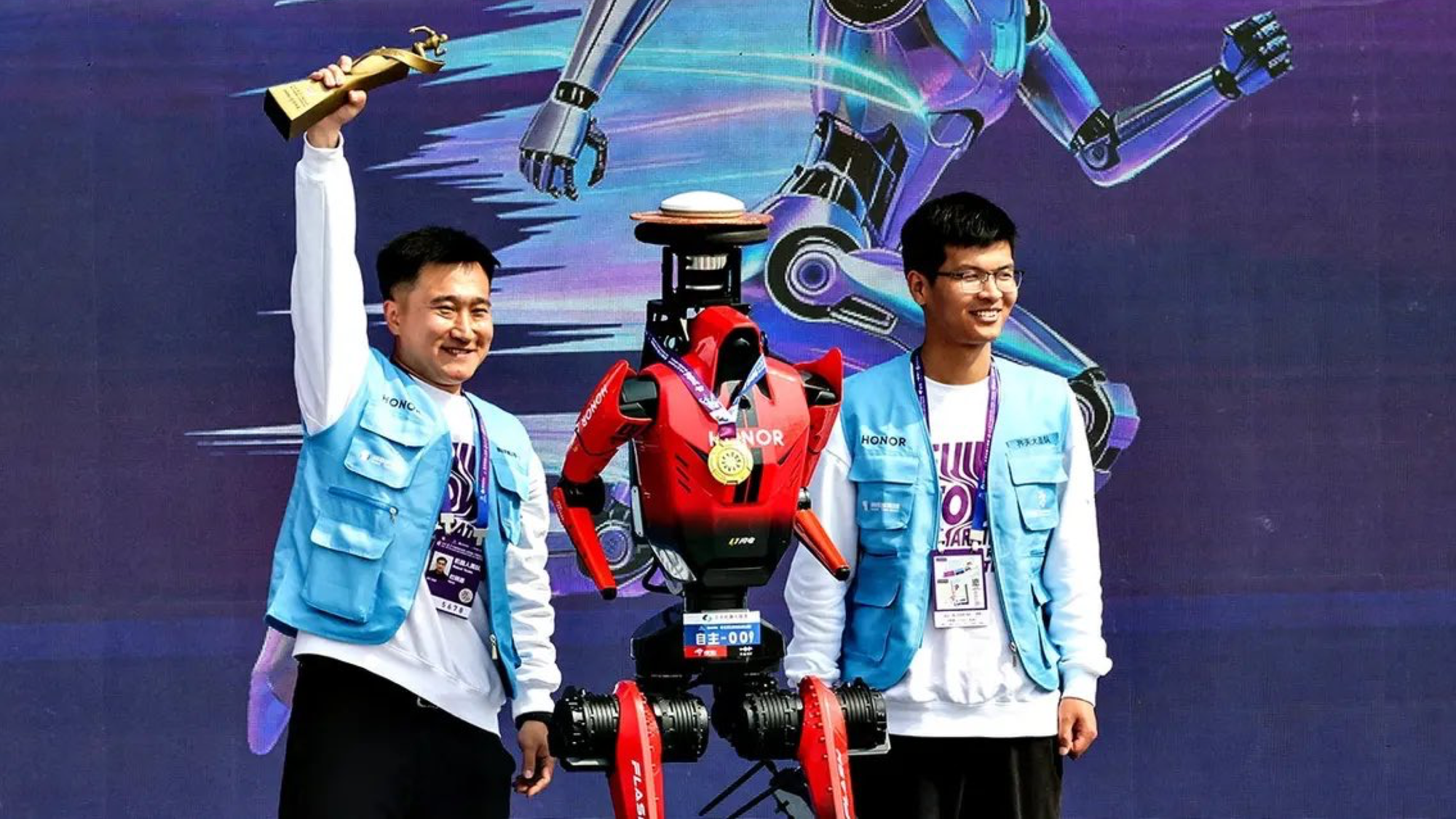 Robot Beats Human Record in Beijing Half Marathon