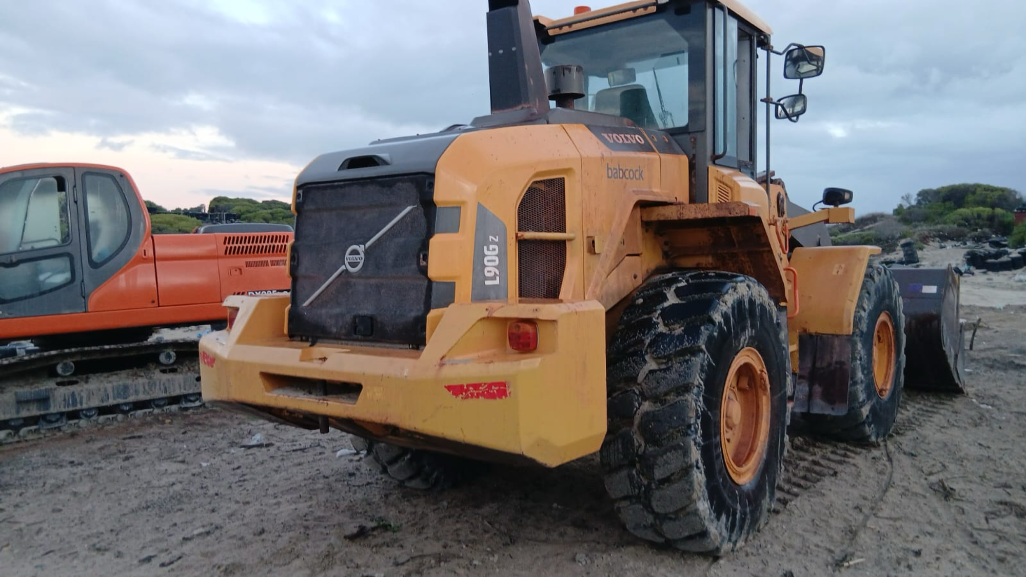 Cape Town Seizes Digger Loaders in Sand Mining Probe