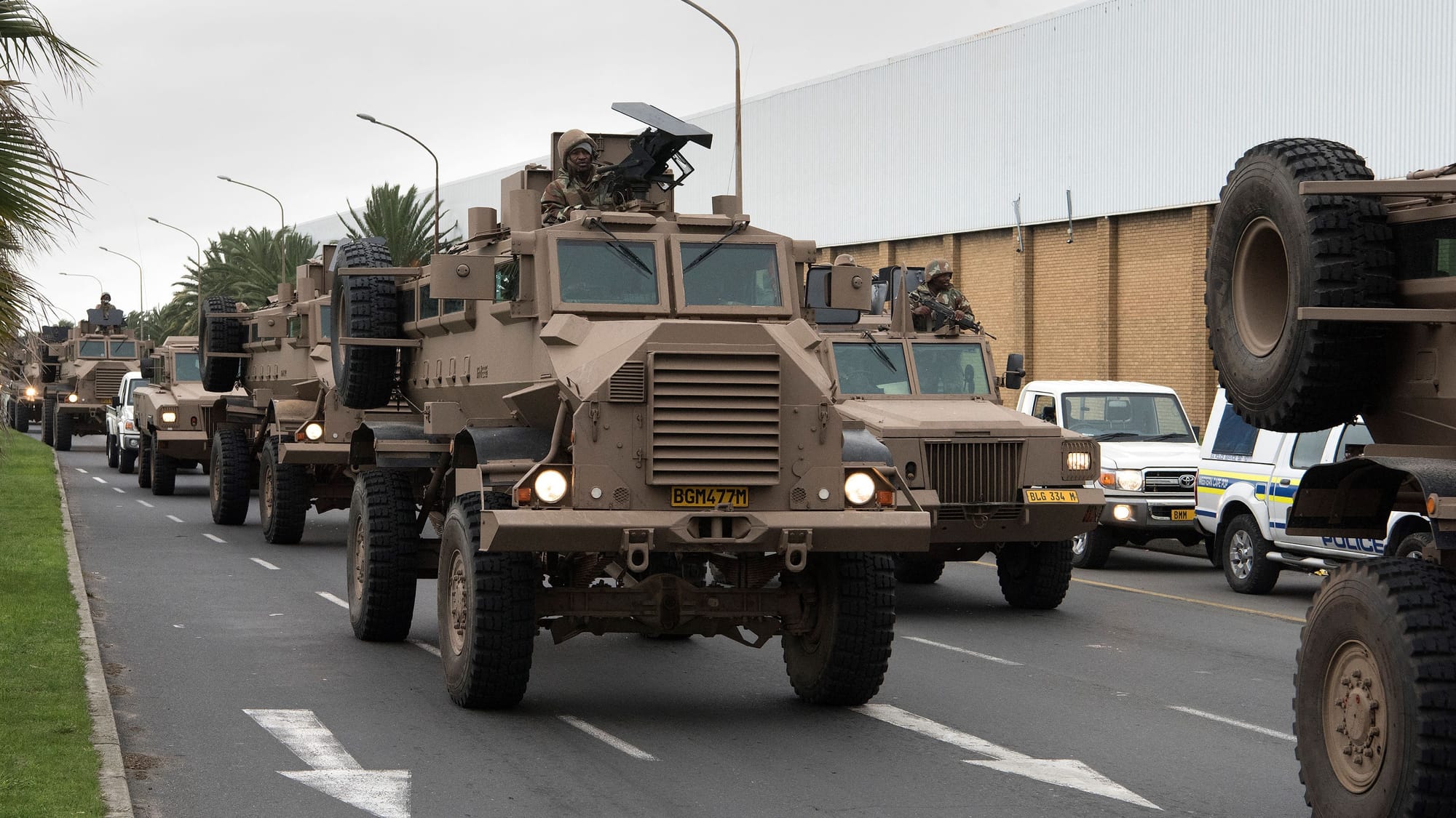 Soldiers Deployed to Tafelsig as Residents Seek Safety