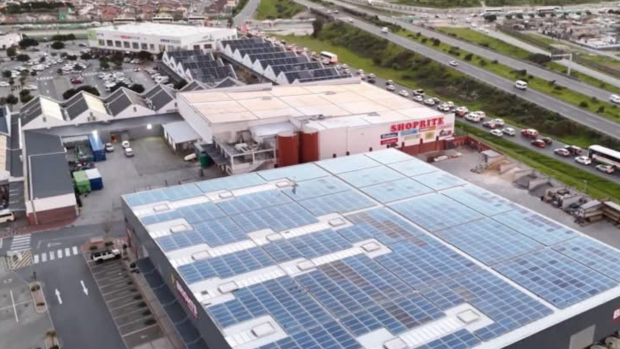 Watergate Centre Acquisition Boosts Spear REIT