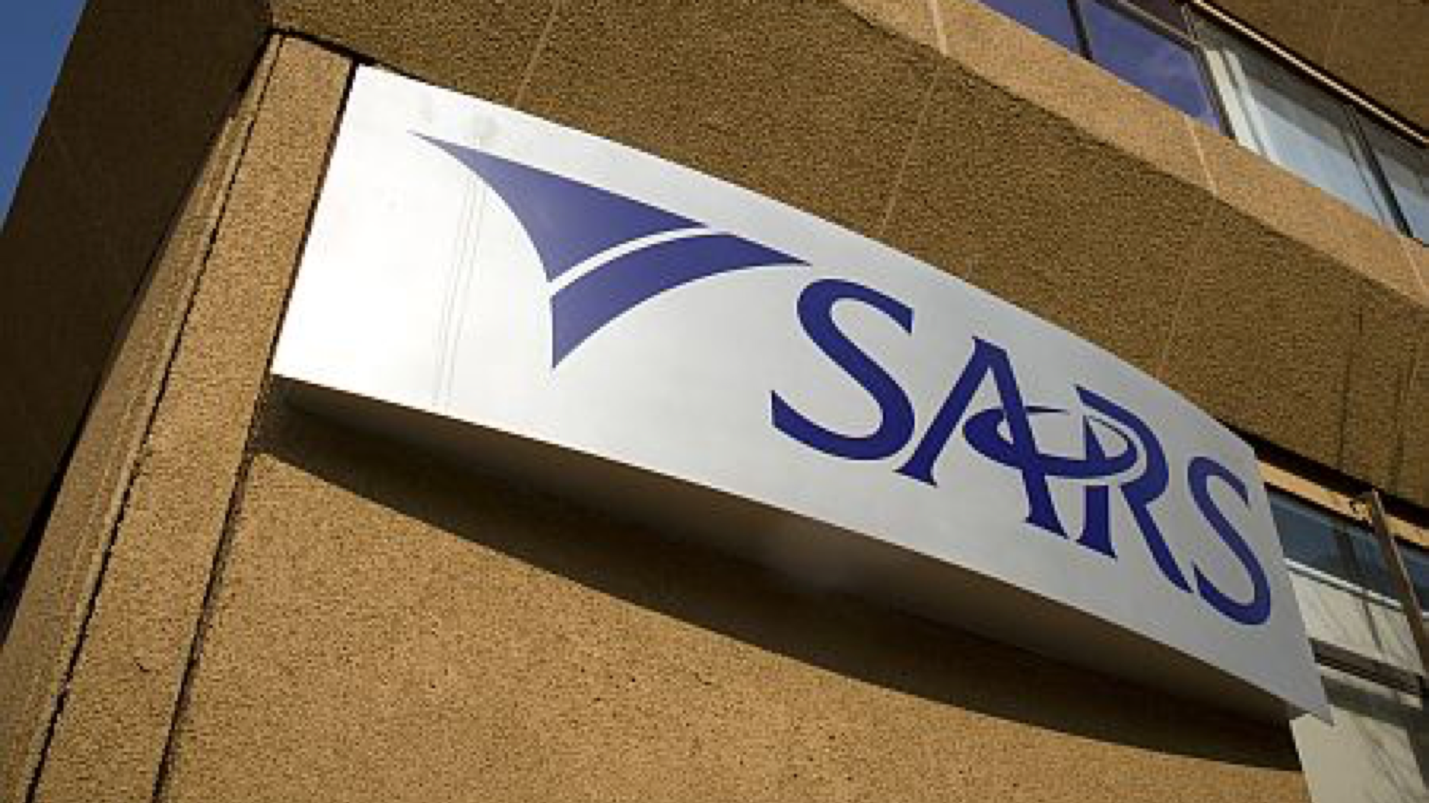 SARS Could Deduct NSFAS Debt From Graduate Salaries