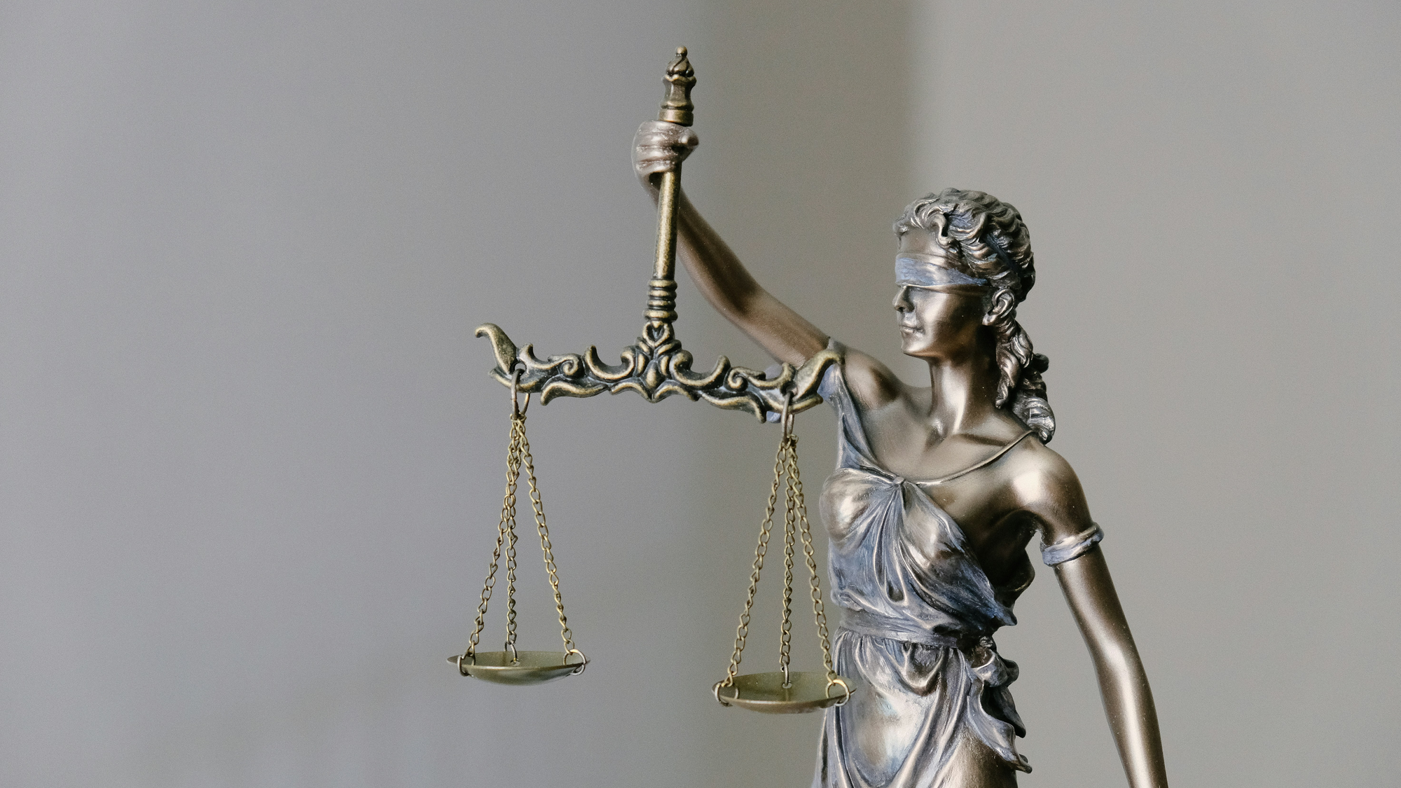 Ruyterwacht Owner Liable After Gate Crushes Boy
