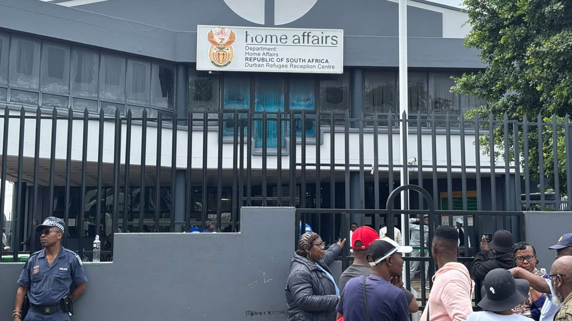 Durban Police Turn Away Hundreds of Asylum Seekers