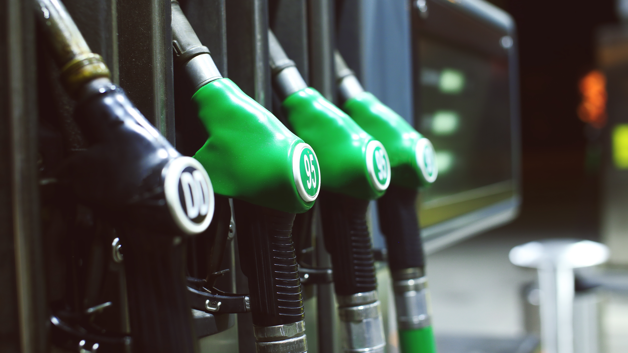 Diesel Price Cut Looms as Petrol Relief Stays Slim