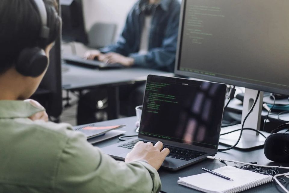 Six in 10 Tech Workers Reportedly Try to Avoid Using AI