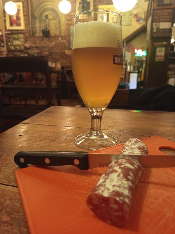 Una birra al Toone: pensieri da Bruxelles