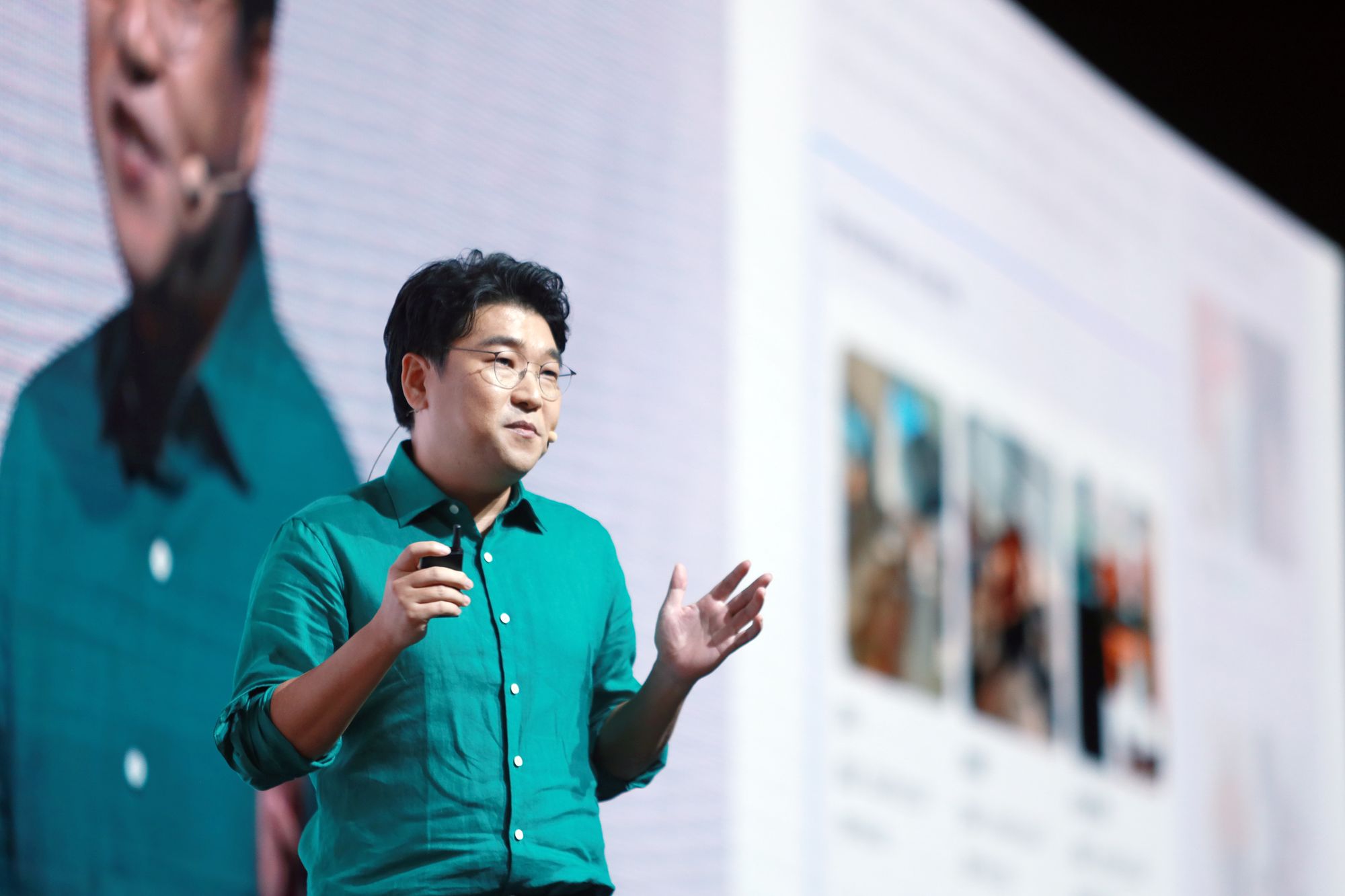 Naver's 'CUE:' Launch: AI-Powered Search Revolution