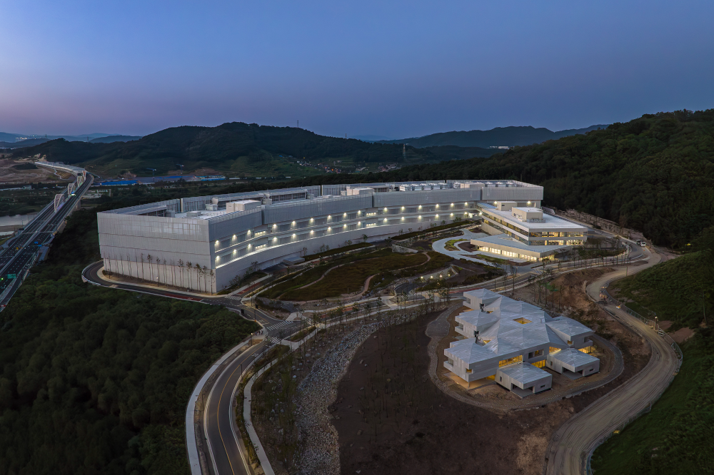 Naver Opens Massive New Data Center in Sejong City