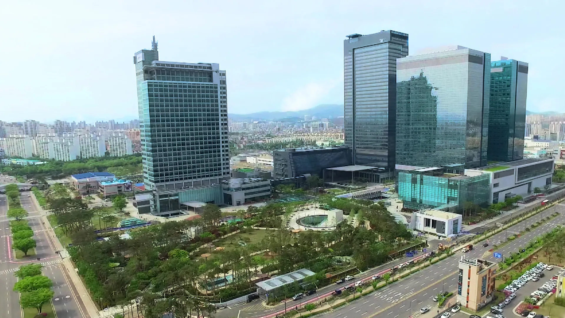 Samsung's profit doubles on Galaxy S24 and memory recovery.