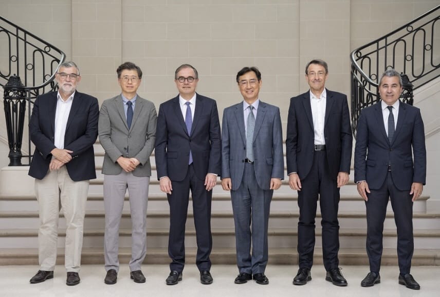 LG Energy Solution Inks Major LFP Battery Deal with Renault