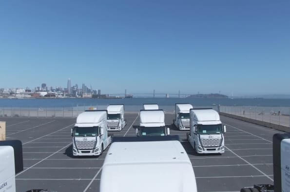 Hyundai and Plus Unveil Autonomous Hydrogen Truck Concept
