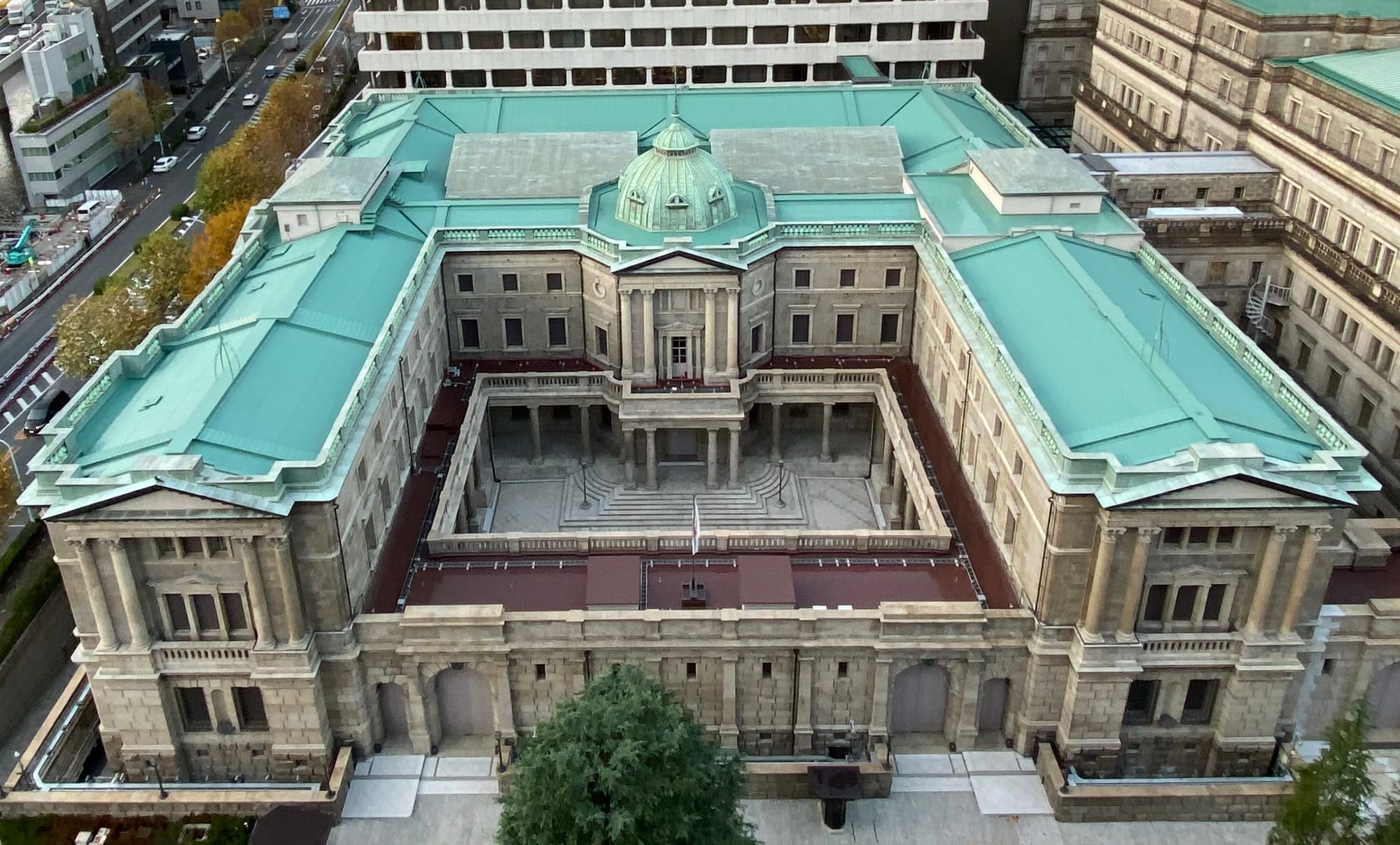 Bank of Japan Raises Interest Rate to 0.75%