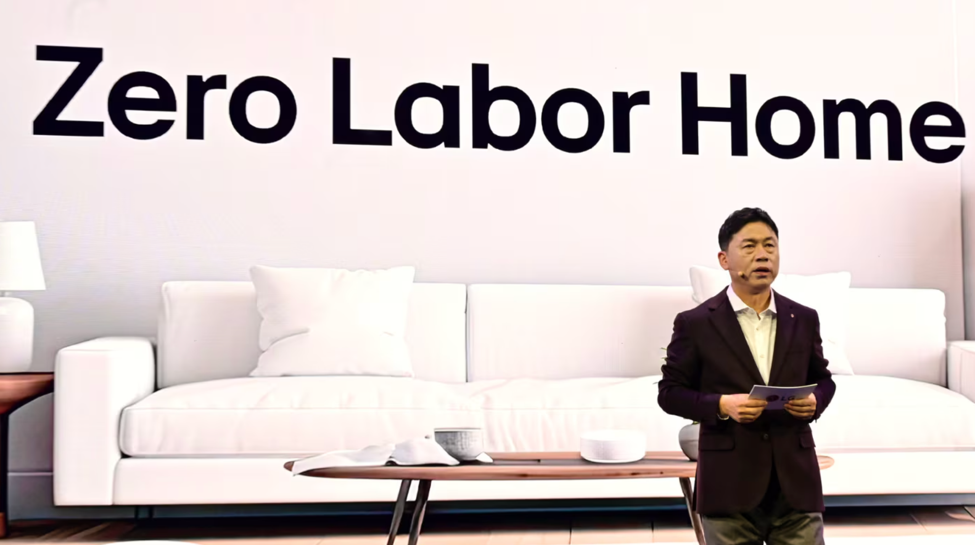 LG Unveils AI Robot, Expands Into Vehicles & Data Centers